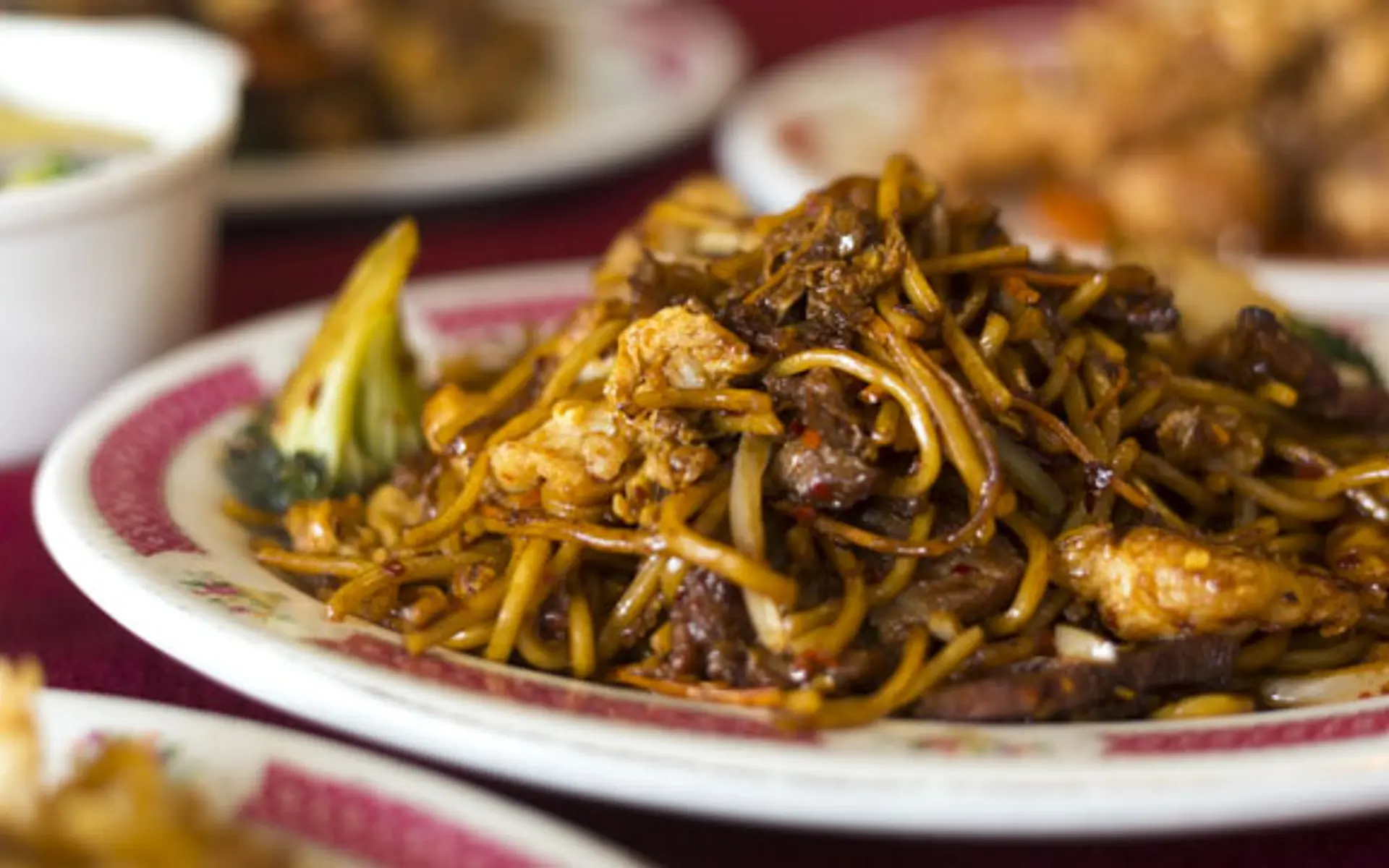 Get Asian Food House delivered to your door with Delivereasy